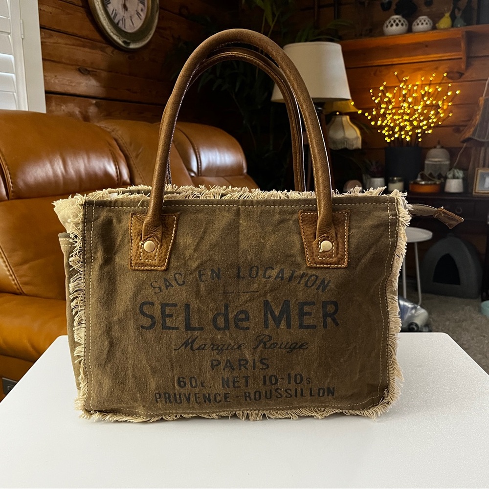 Myra canvas bag.Odie Green.New condition.